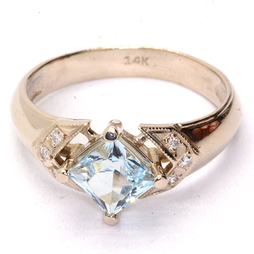 Кольцо Золото 585