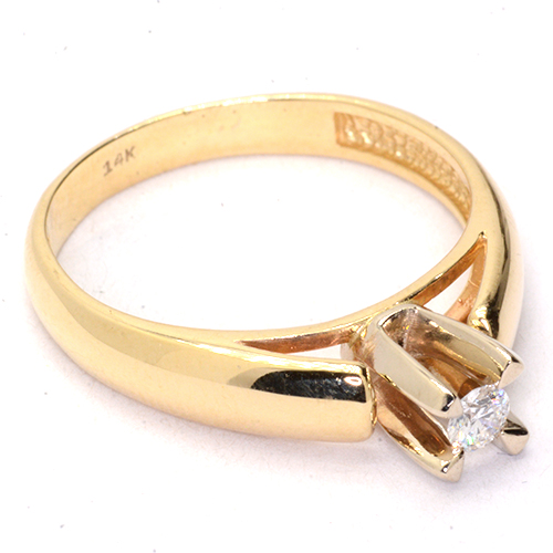 Кольцо Золото 585